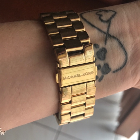 Michael Kors Watch - Picture 2 of 5